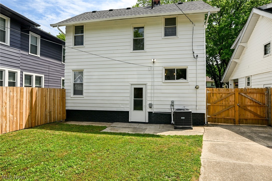 Lorain Villas - Residential