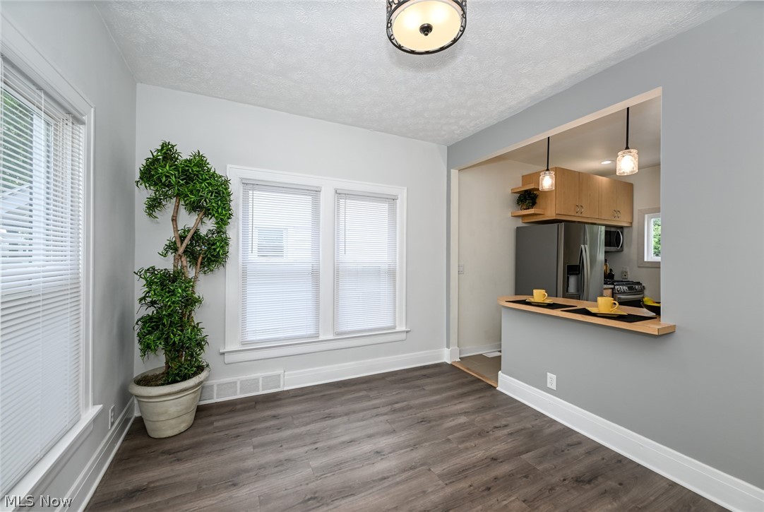 Lorain Villas - Residential