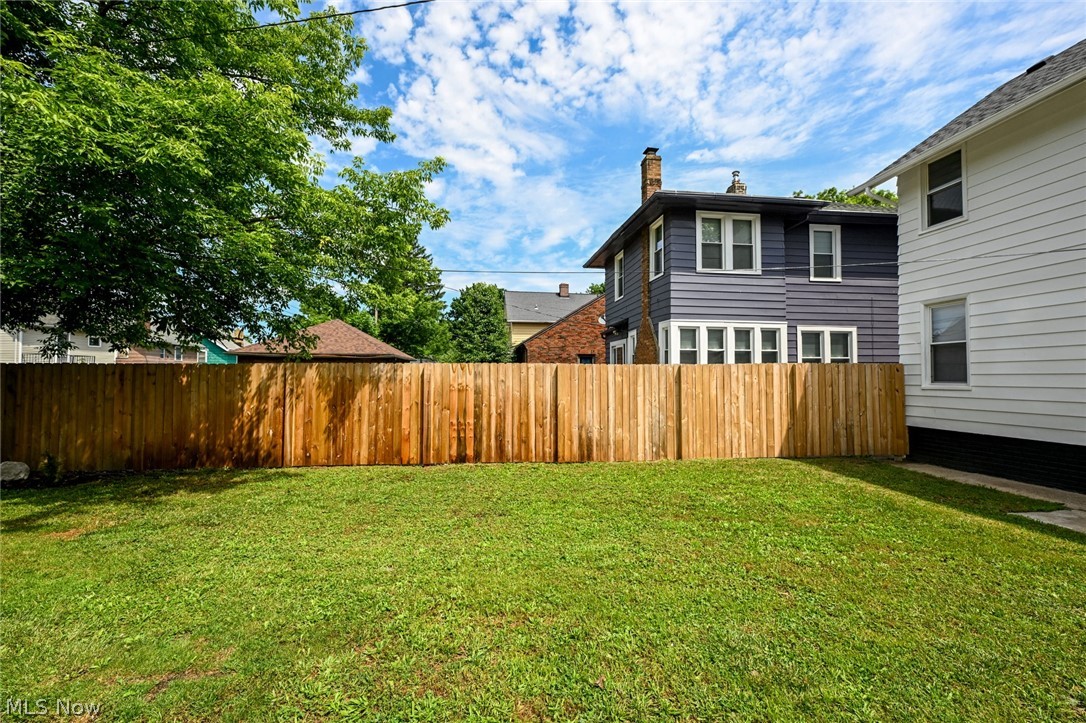 Lorain Villas - Residential