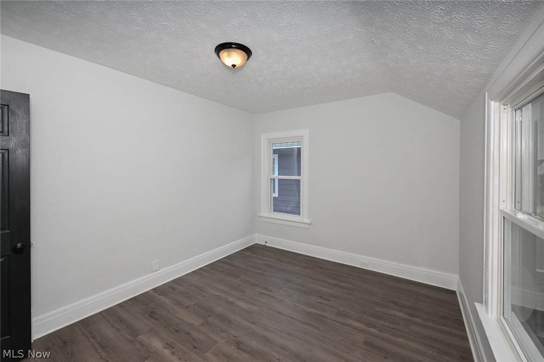 Lorain Villas - Residential