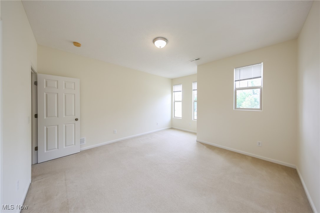 38784 Bradford Lane, Avon, Ohio image 39