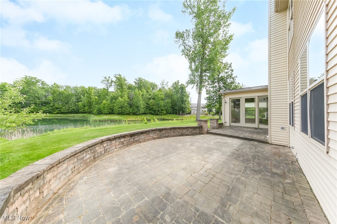 38784 Bradford Lane, Avon, Ohio image 45