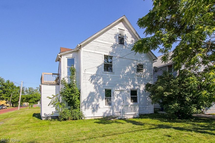 This large, turnkey 3-family home is a great opportunity to build up your rental portfolio! It's just been updated and each of the 3 units is move-in ready! Plus, this turnkey turnkey investment opportunity comes with professional management available. This full service, reputable team has experience in property management, construction, maintenance and more - as well as dedicated departments for each management area! Let us help build your rental portfolio and move towards your financial freedom!