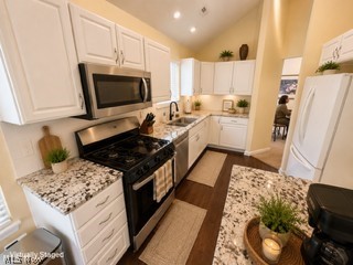 Vista Homes - Residential