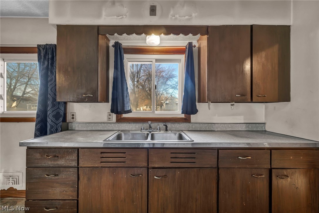 Royal Park - Residential