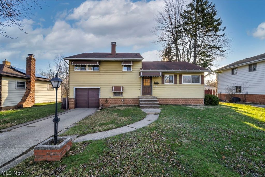 Photo of 5873 Doxmere Drive, Parma Heights, OH 44130 (MLS # 5193485)