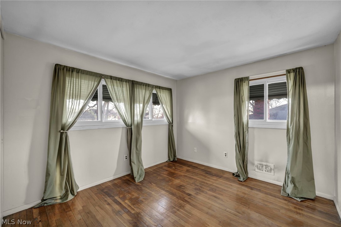 Royal Park - Residential