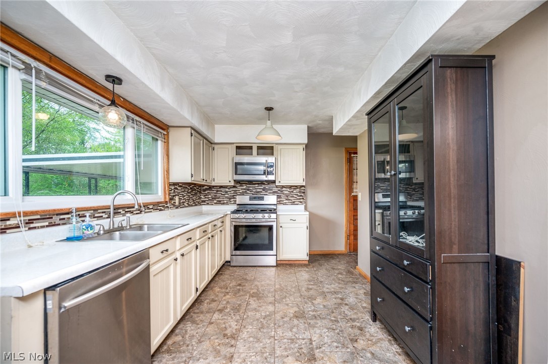 Interstate Improv Co - Residential