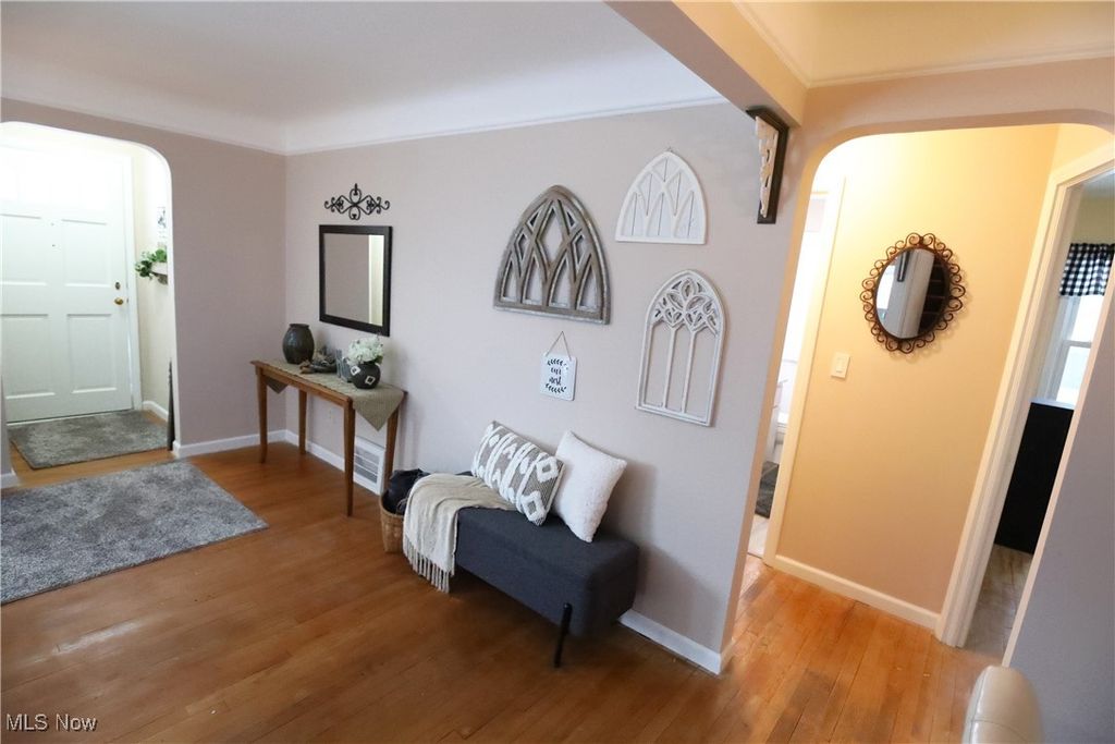 Photo of 1344 Lander Road, Mayfield Heights, OH 44124 (MLS # 5175878)