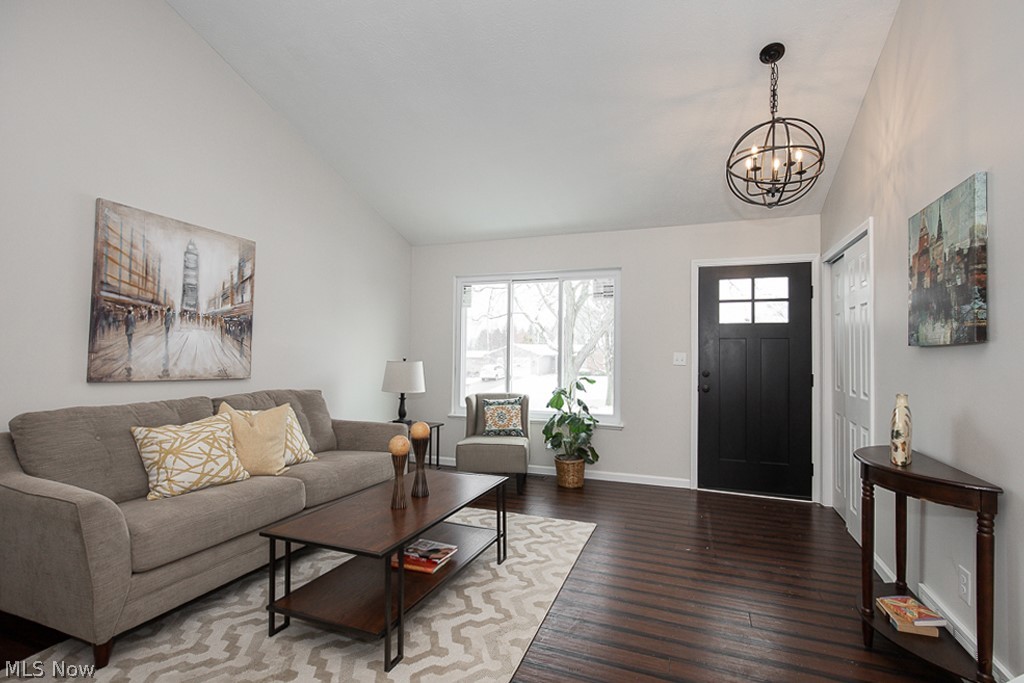 Lynbrook Drive/Marsol Pk - Residential