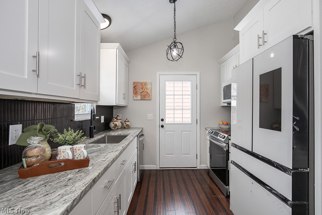 Lynbrook Drive/Marsol Pk - Residential