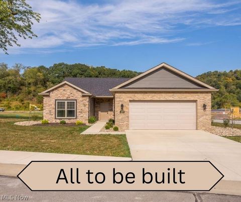 Homes For Sale - 162 Haley Circle<br/> Weirton, WV 26062