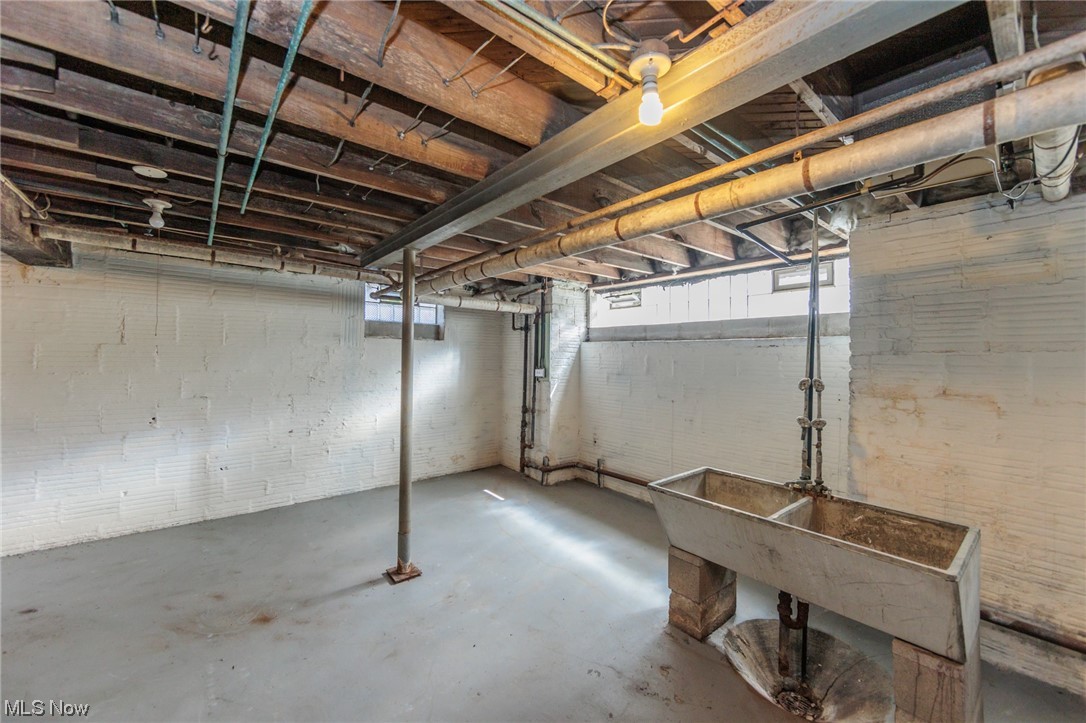 H W Limbert - Residential