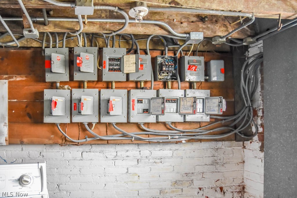 Cranwood Park - Commercial Sale