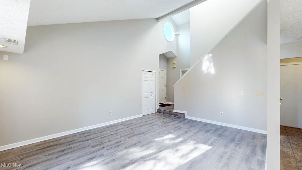 Windchimes/ Summit Condo Ph Vii - Residential