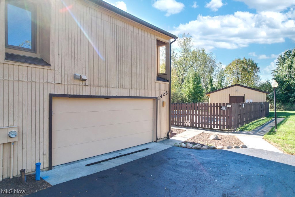 Windchimes/ Summit Condo Ph Vii - Residential