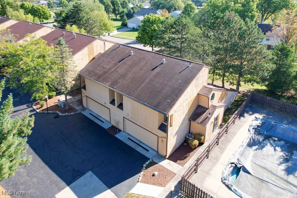 Windchimes/ Summit Condo Ph Vii - Residential