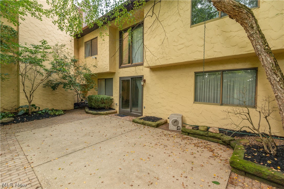 Hampton Woods - Residential