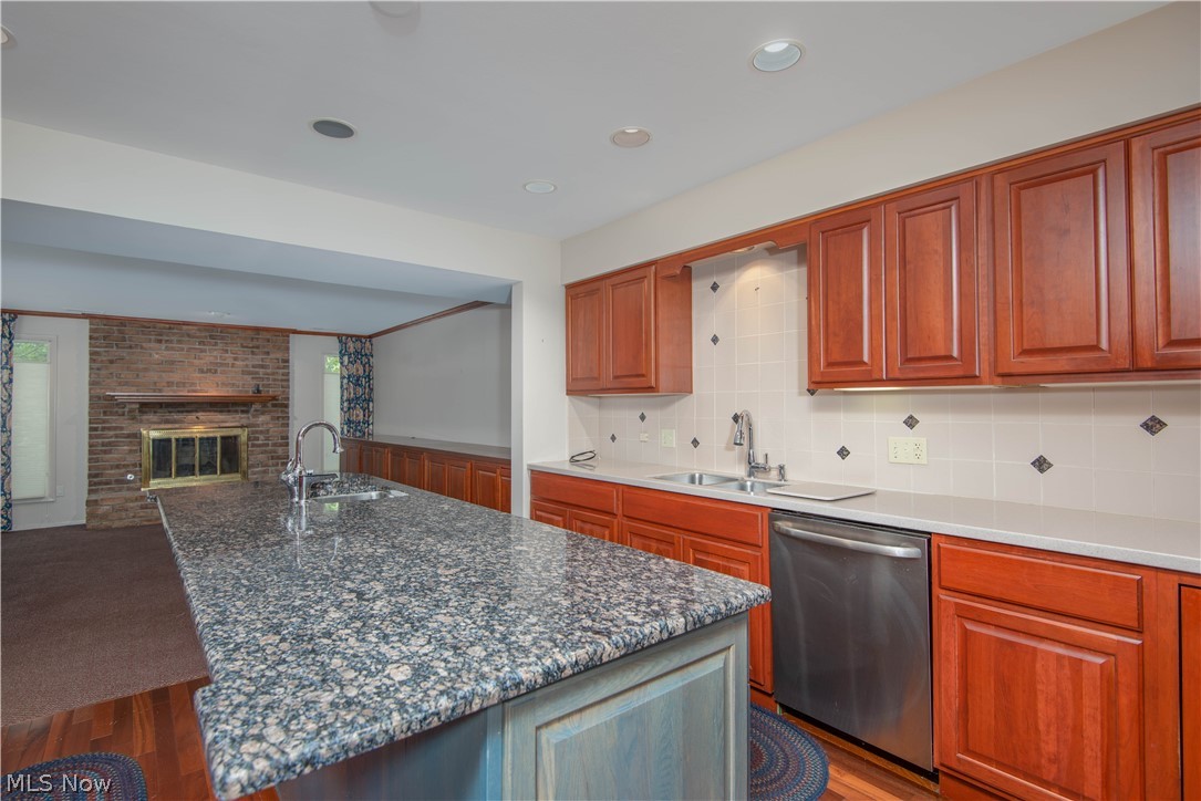 Hampton Woods - Residential