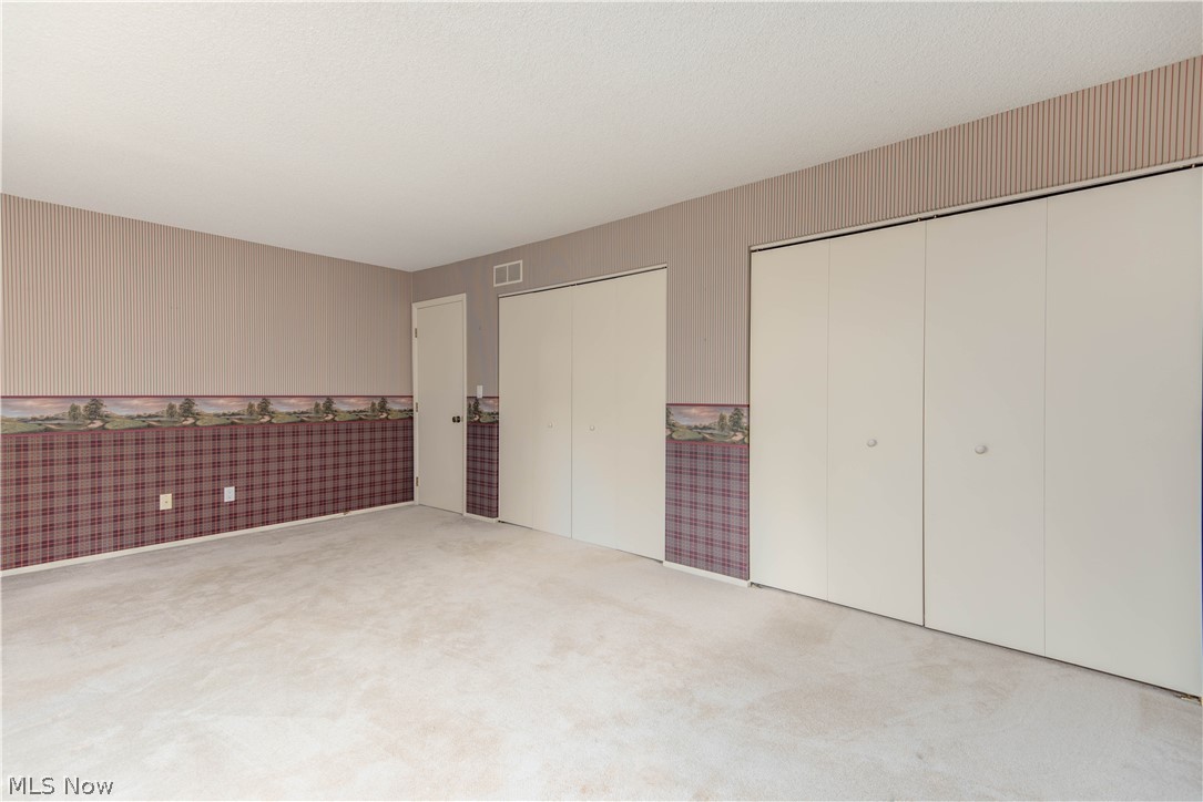 Hampton Woods - Residential