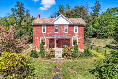 Photo for 431 W Lincoln Way