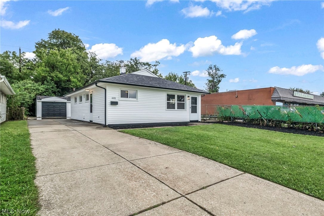 601 Northfield Road