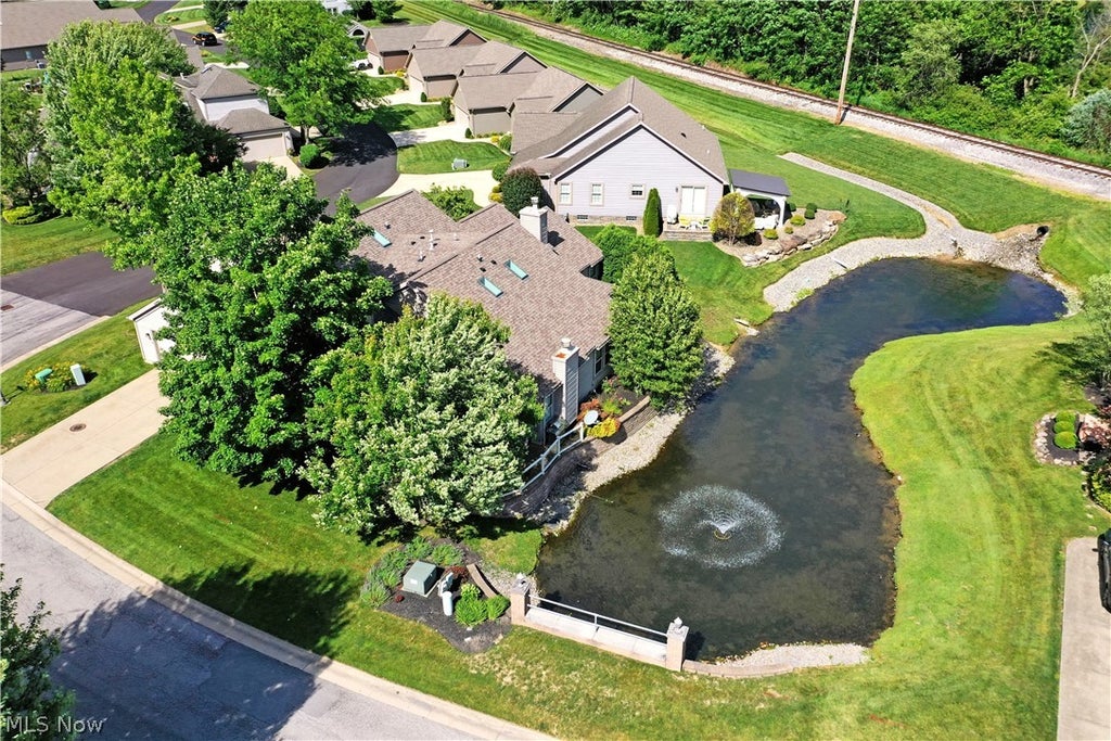 Photo of 102 Spinnaker Drive #2, Columbiana, OH 44408 (MLS # 5220574)