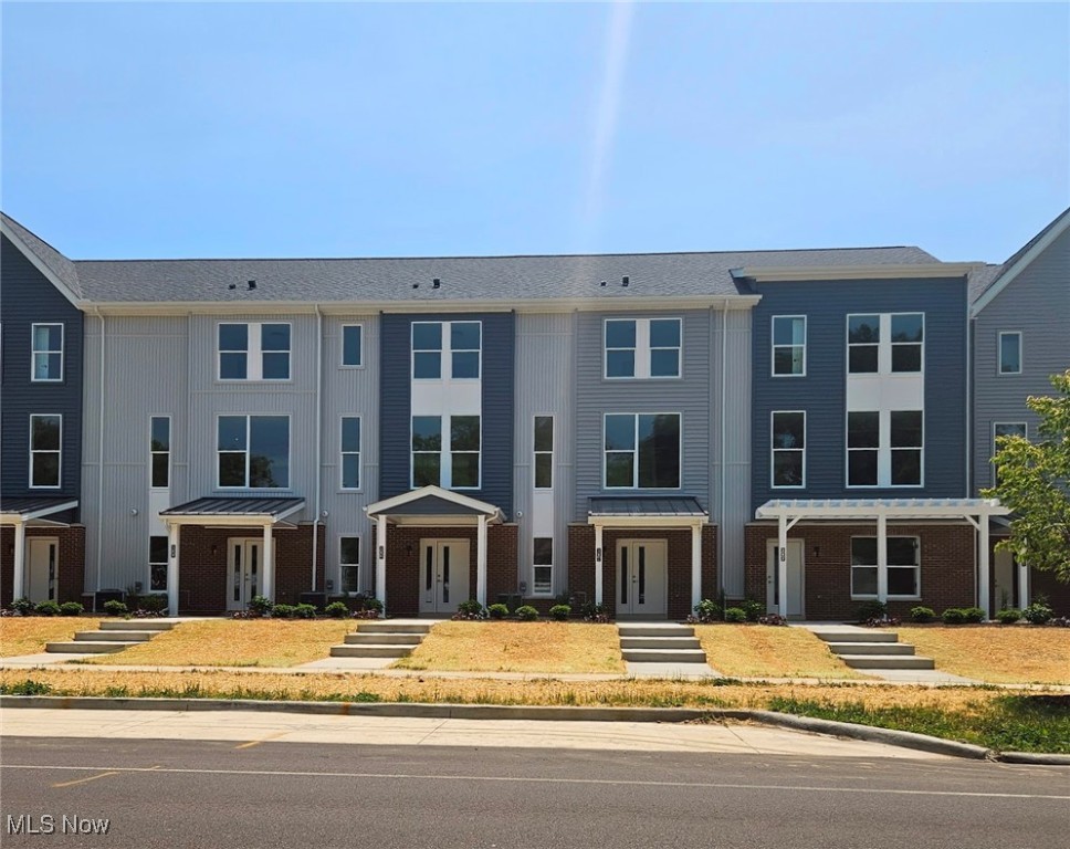 606 Mull Avenue #13, Akron, Ohio image 1