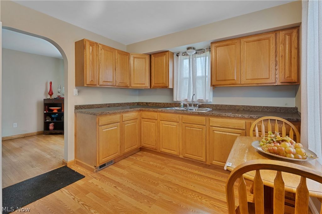 Photo of 56 Rockdale Avenue, Boardman, OH 44512 (MLS # 5205112)