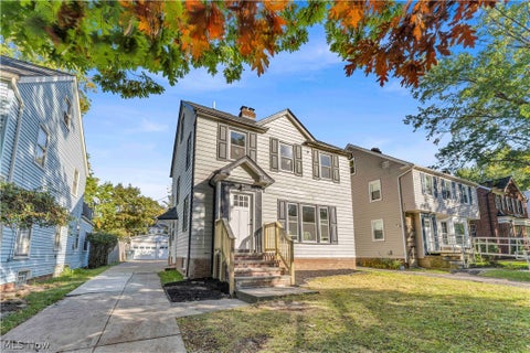 Photo of 1163 Pennfield Road, Cleveland Heights, OH 44121 (MLS # 5253534)