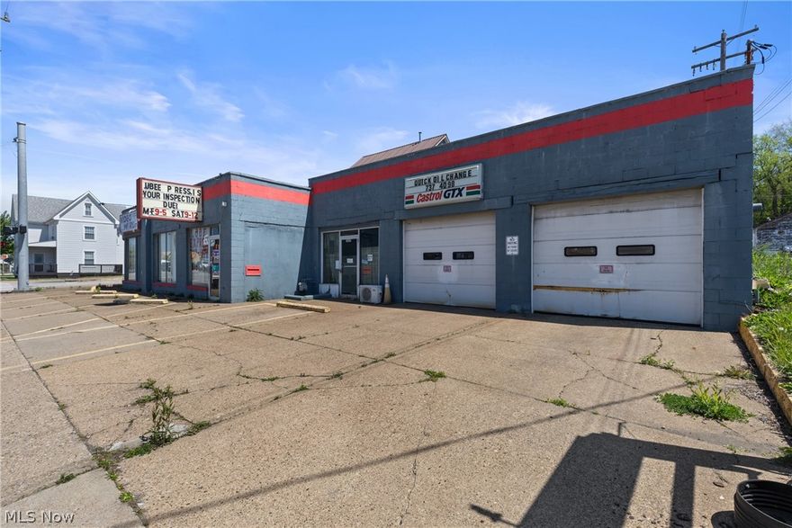 ake advantage of this prime Wellsburg location! Previously used as a quick auto service/oil change shop with additional retail space and two bathrooms. All equipment stays, allowing for a seamless transition into your next business venture. High visibility and easy access make this an ideal spot to grow your operation.