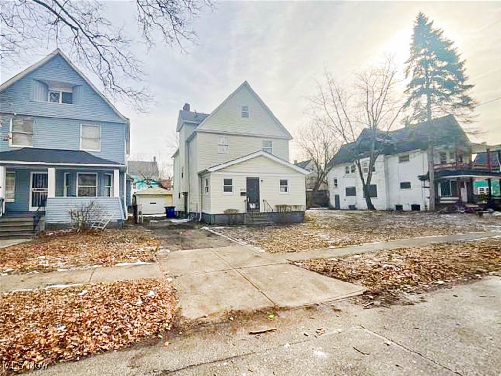 647 E 117th Street, Cleveland, Ohio image 2