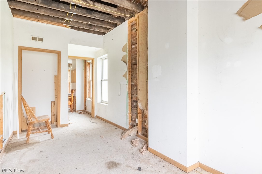 Cleveland - Commercial Sale