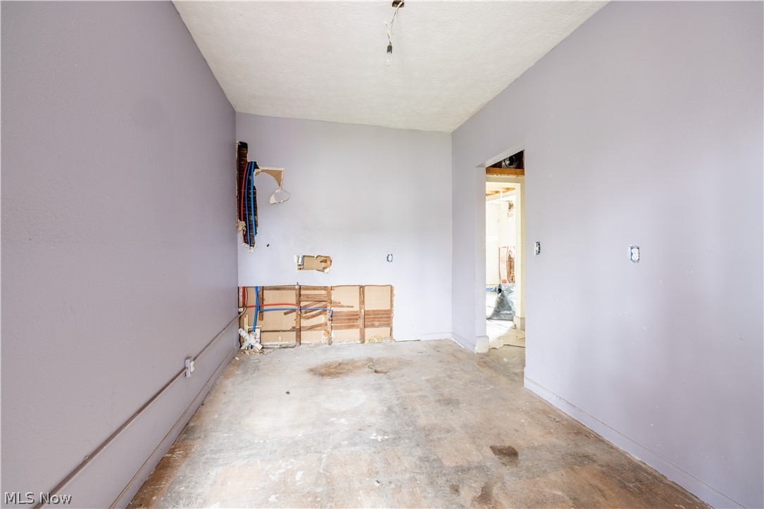 Cleveland - Commercial Sale