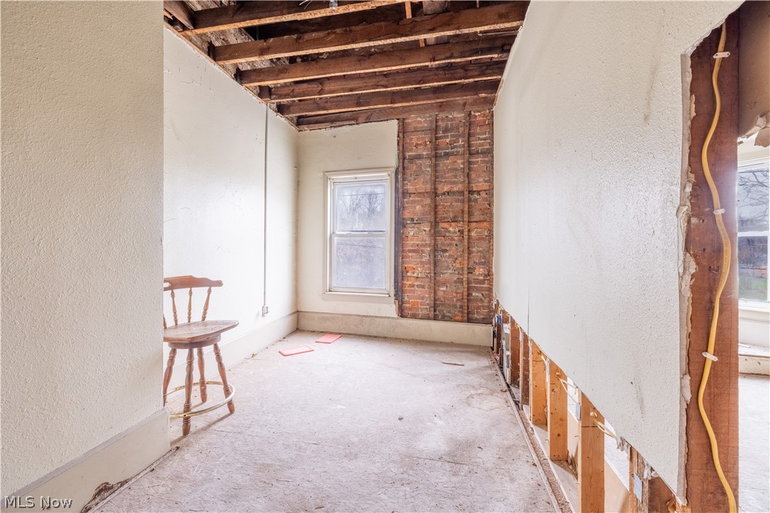 Cleveland - Commercial Sale