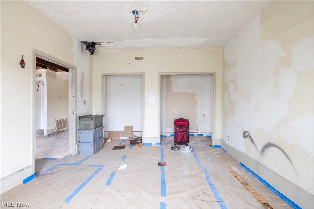 Cleveland - Commercial Sale