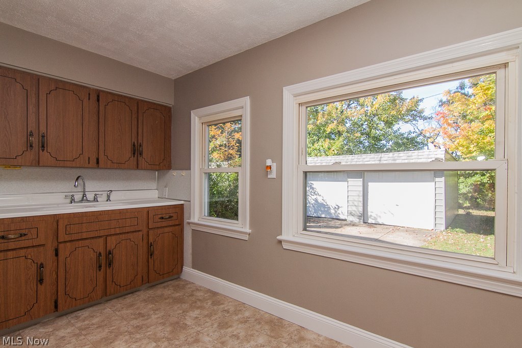 Curtiss-Ambler Realty Co - Residential Lease