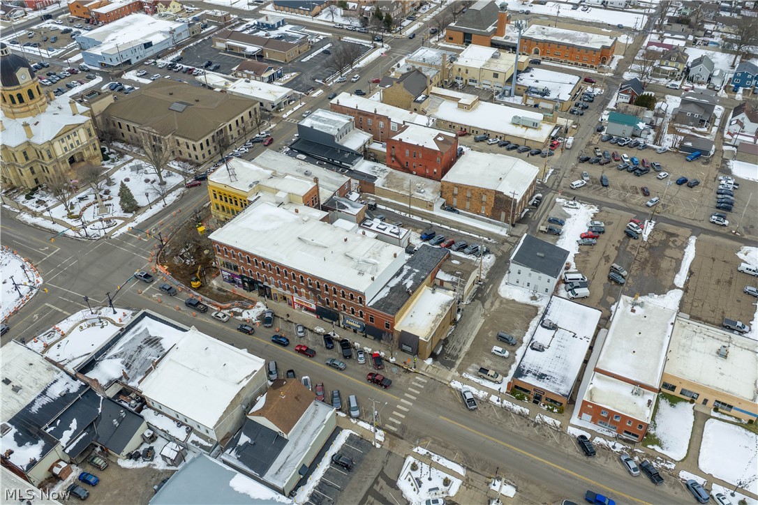 127 S Broadway Street