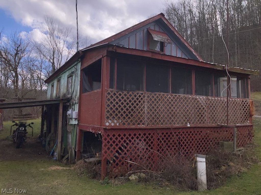 Photo of 73960 8th Street Road, Kimbolton, OH 43749 (MLS # 5192925)