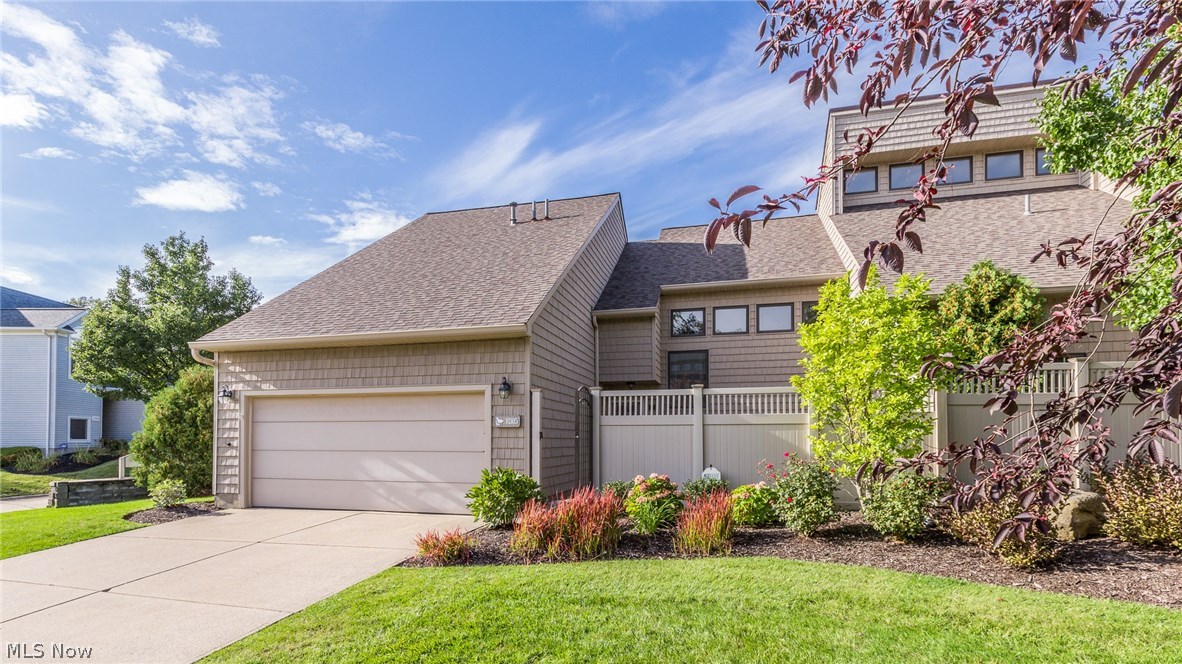 Water Oaks Condo - Residential