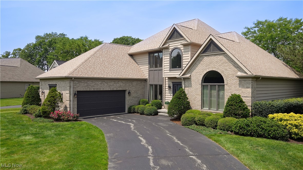 196 Chisholm Court