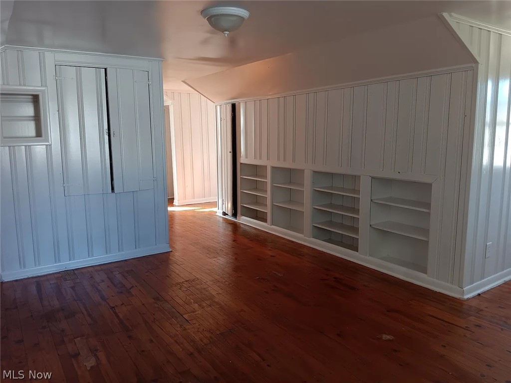 Crawford Realty Cos Maple Heights - Residential