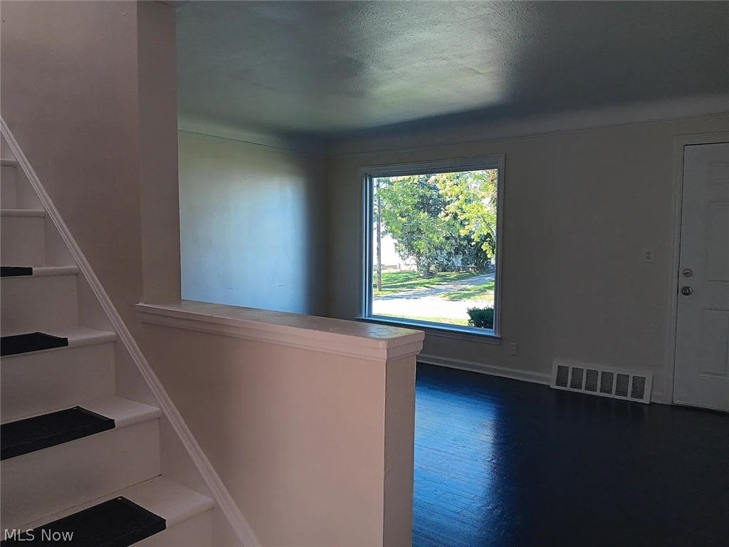 Crawford Realty Cos Maple Heights - Residential