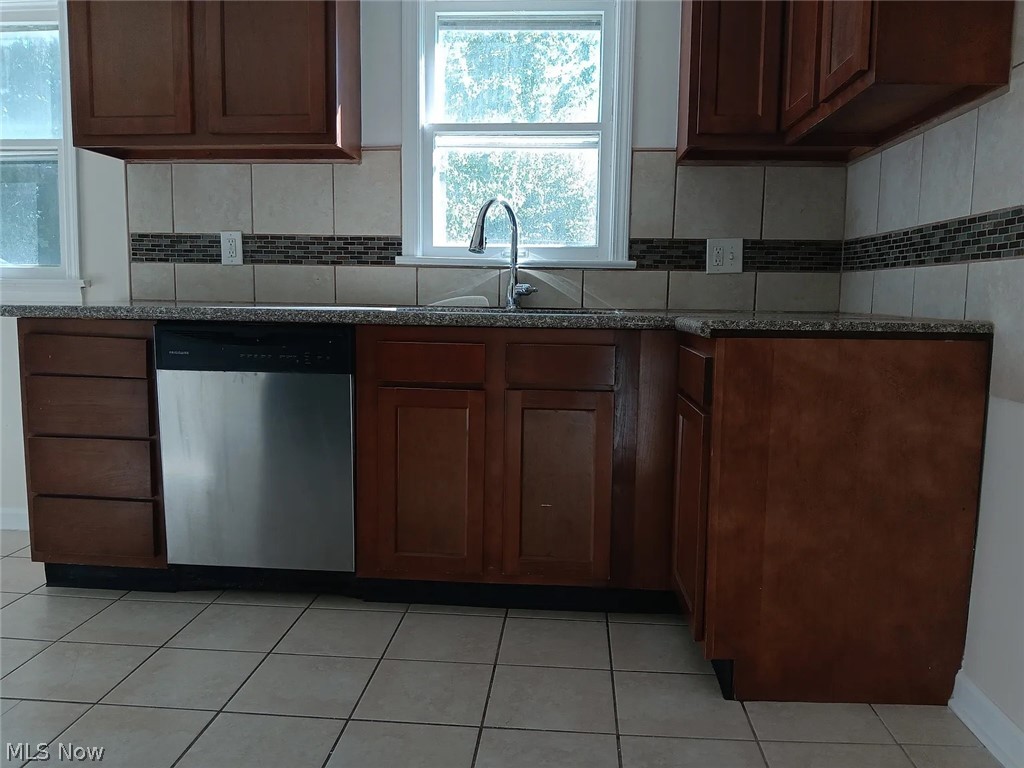 Crawford Realty Cos Maple Heights - Residential