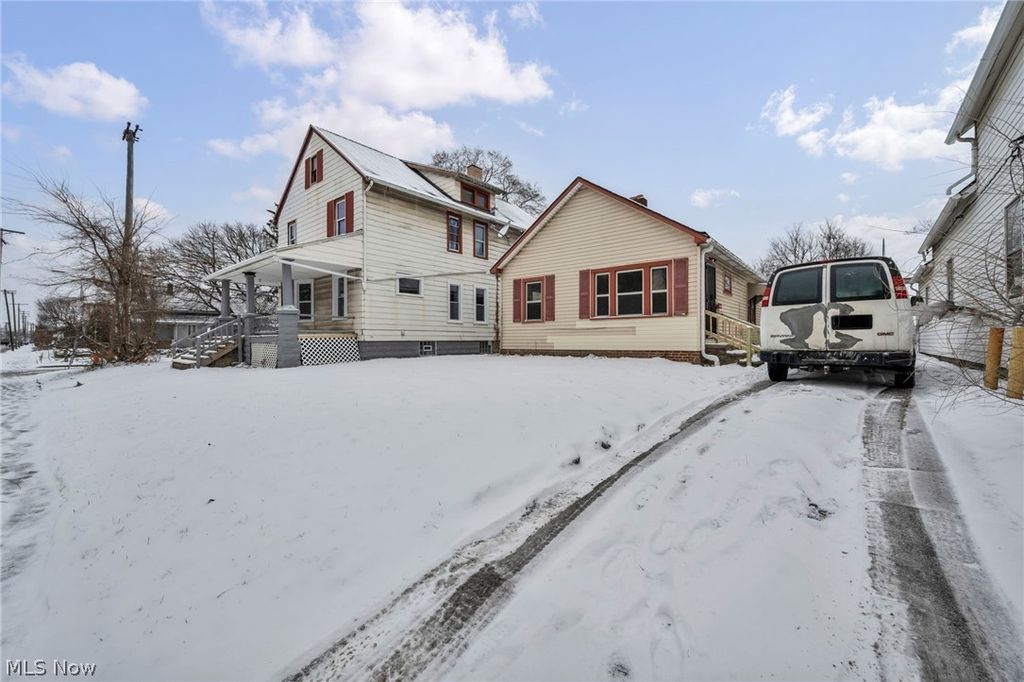 Photo of 6610 Clark Avenue, Cleveland, OH 44102 (MLS # 5188790)