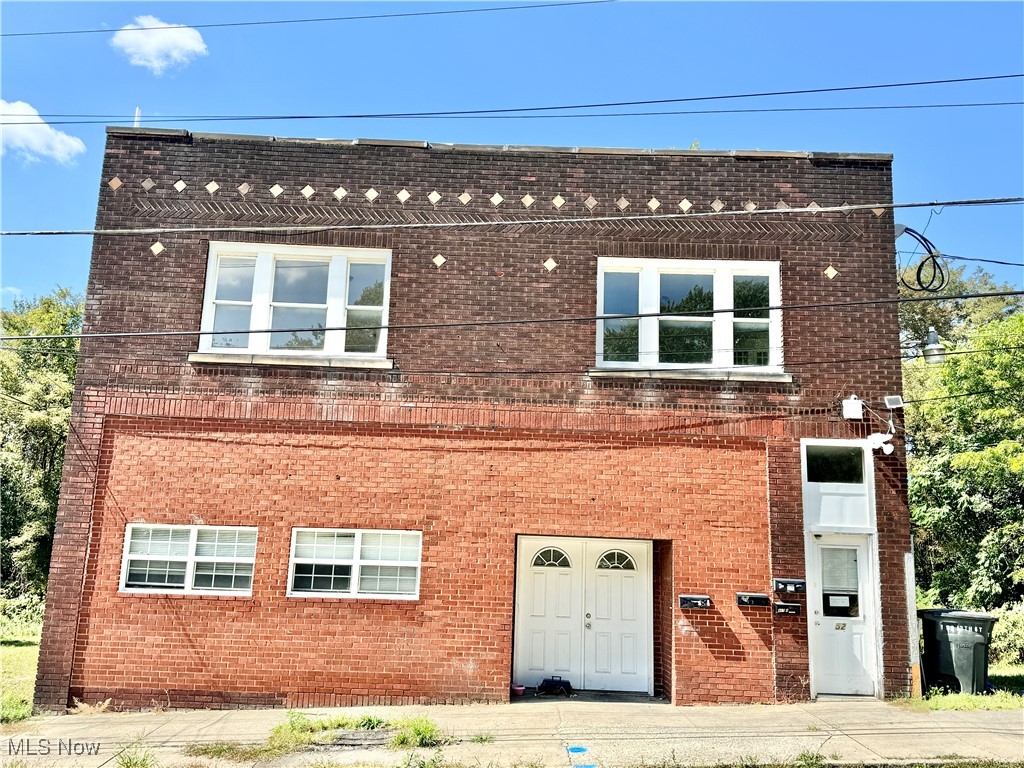 4 unit apartment building, Unit 1 is a very large 3 bedroom one bath unit with an undated kitchen and bathroom,( Tenant will be vacating on 9/15/24 and was paying $900) Unit 2 is a 2 bedroom one bath in good condition ( the tenant has been there about 5 years and paying $550) Unit 3- 2 bedroom one bath that has been remodeled is vacant and should bring an easy $700+ per month ,, Unit 4 is a very large 1 bedroom with an updated kitchen and bathroom in good condition ( they have been there a couple years and pay $460 - with electric included - but can be switched to tenant paying) The building has 4 electric meters , one for each unit, there are 2 water meters ( currently owner pays water and when fully occupied water averages 300-400 per month) insurance is approx $1000 per year , Campbell trash is approx $150 per month , RUBBER ROOF REPLACED 2023 , the return on investment is high! sold only as -is , offers with inspection contingencies will be declined, buyers to do all due diligent prior to making offer , 10 percent non - refundable earnest money must be deposited with the tile company within 24 hours of an accepted offer, will show only the vacant unit and basement on the first showing , other units can be seen another time if buyer is interested - cash or strong conventional financing only , agents read private remarks prior to setting up a showing !