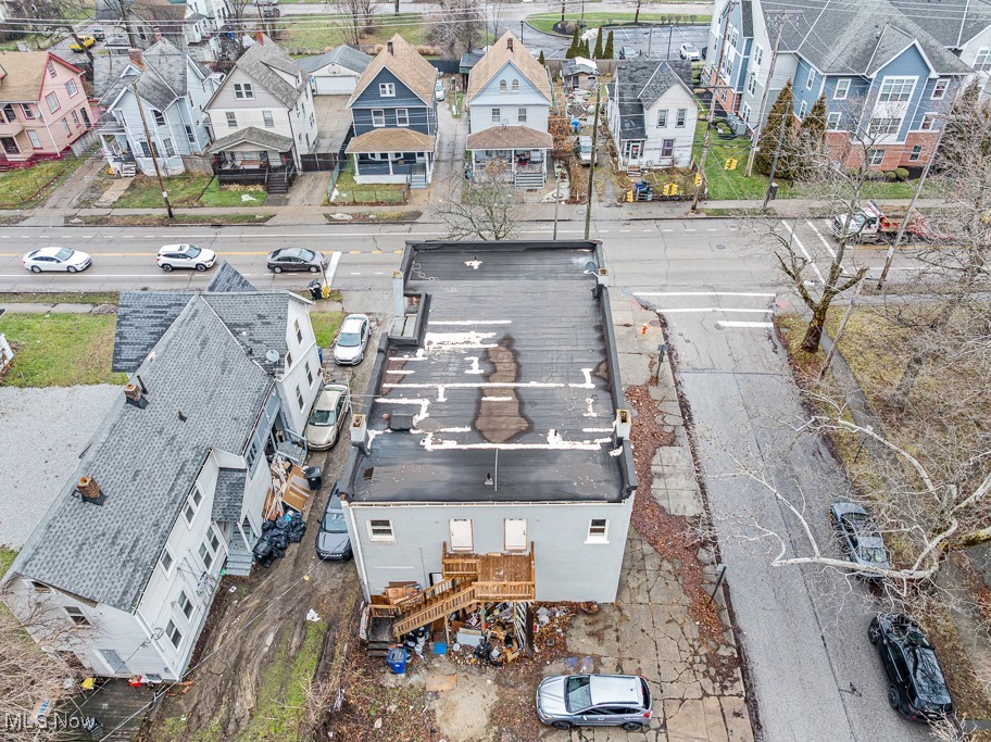 Curtiss Ambler & Pixleys - Commercial Sale