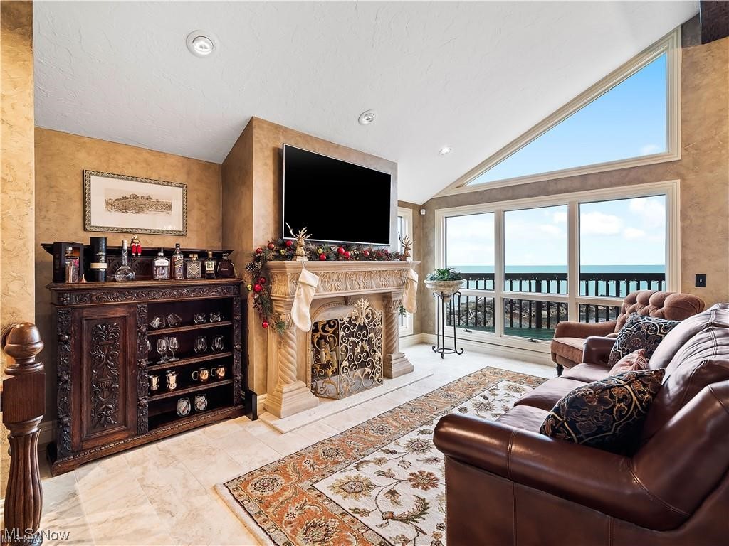 Cashelmara Condo - Residential