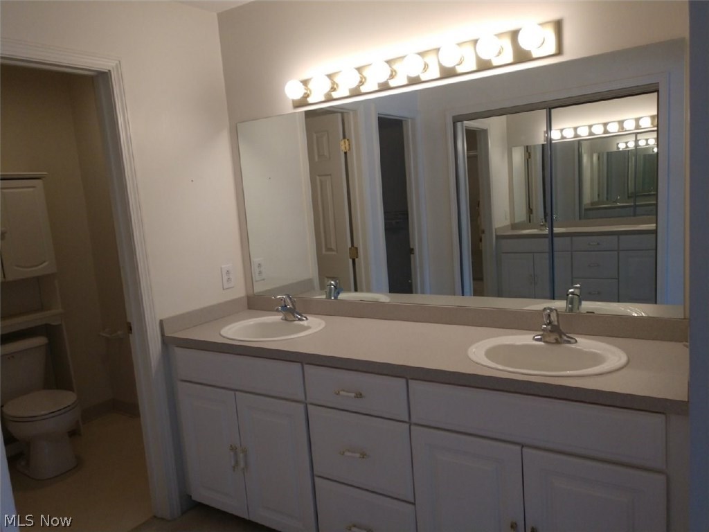 Hickory Ridge Condo - Residential