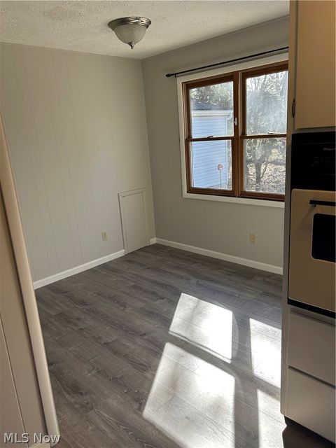 Tiny photo for 187 Park Court, Wadsworth, OH 44281 (MLS # 5190392)